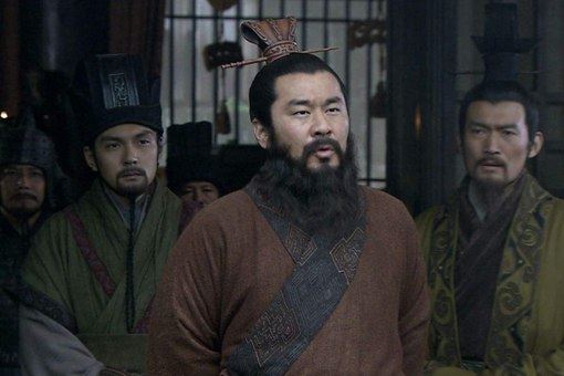 三国时期重要的的荆州 相当于现在的一个省还是城市？