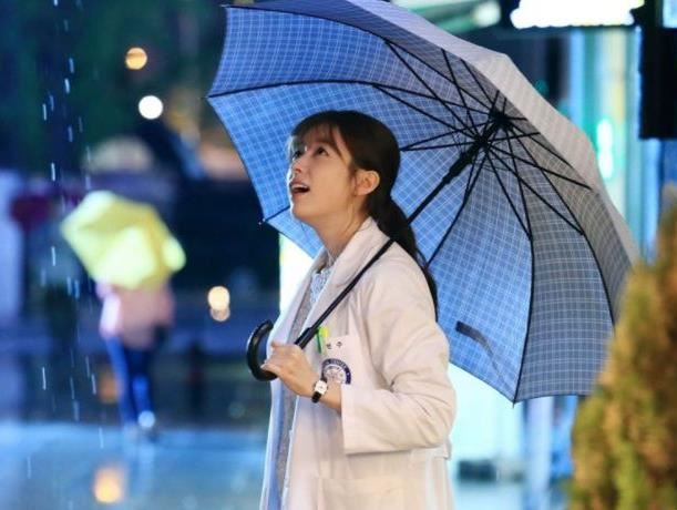 韩国最美10大女明星 最性感的韩国美女排行榜