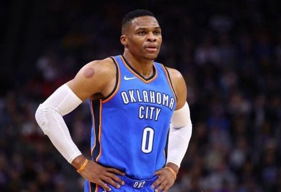 nba球星排名(身价)前十 勒布朗·詹姆斯收入最高(8870万美元)