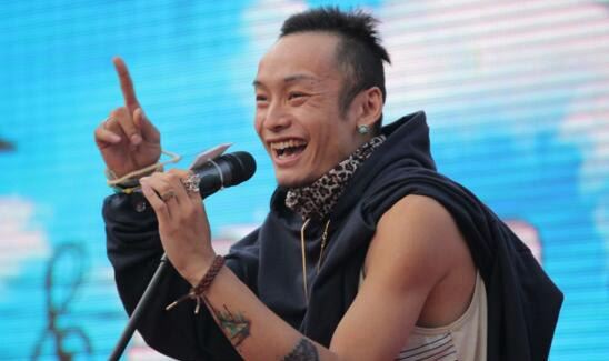 中国有嘻哈徐真真和TT 师徒关系不和内幕