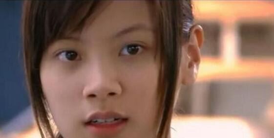 平采娜·乐维瑟派布恩小时候照片 比影片中美多了