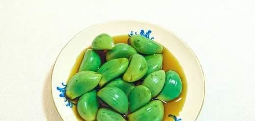 腊八蒜用什么醋好？