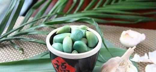 腊八蒜用什么醋好？