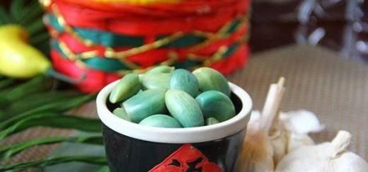 腊八蒜用什么醋好？