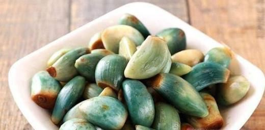 腊八蒜用什么醋好？