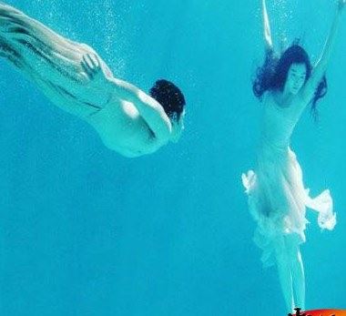 蔡依林机场撩衣散热 蔡依林全裸MV完整版