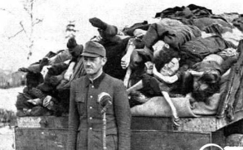 纳粹羞辱残杀妇女恐怖真实黑镜头 妇女儿童成为人体试验品