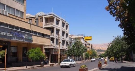 凭借石油产业闻名全球 伊朗的人口和国土面积多少（人口约8000万）