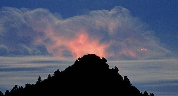 自然界十大神秘奇观 妖精现象一秒惊现小鬼(太诡异)