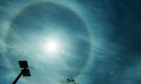 自然界十大神秘奇观 妖精现象一秒惊现小鬼(太诡异)