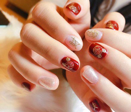 2022新年发财美甲图片大全 2022春节发财暴富美甲图片