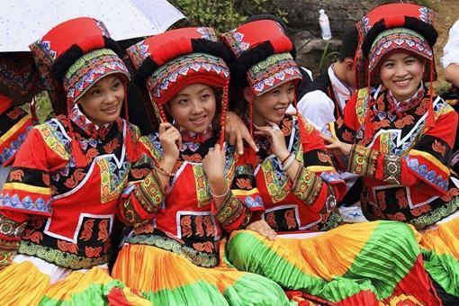 彝族的“鬼节”为何又被称之为“摸奶节”？最让男人心动的节日