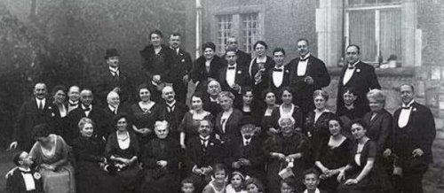 全球第一首富 洛克菲勒身价3053亿美元(超比尔盖茨3倍)