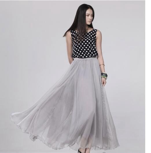 灰色配什么颜色好看 女生灰色衣服穿搭攻略