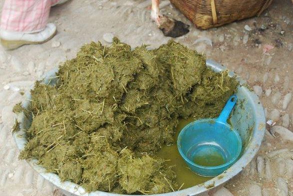 真正用牛粪做的牛粪火锅 竟被贵州作为待客上品(重口味)