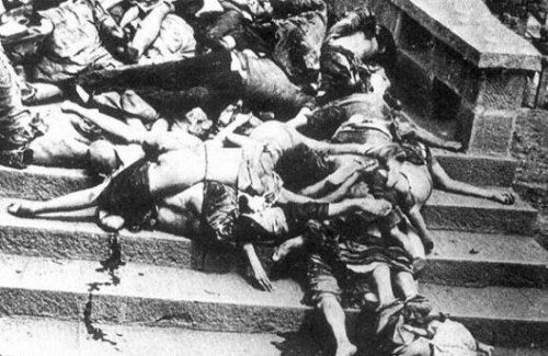 重庆大隧道惨案 数千人死于窒息(哀嚎不断尸体堆成山)