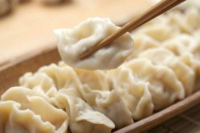 北方过年吃饺子的寓意是什么？难怪一到过年就吃饺子！