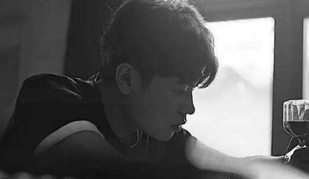 四块五的妞意思 结婚证办理9元钱(表示姑娘是你的另一半)