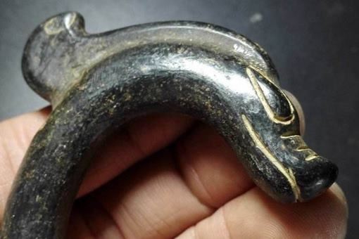 揭秘新石器时代玉龙的艺术特点