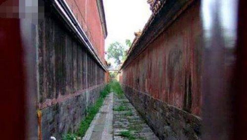 北京故宫闹鬼事件的影响 故宫保卫遇女鬼后离奇死亡