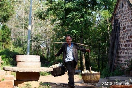 古代巡夜人喊得“一更人 二更火 三更鬼 四更贼 五更鸡”是什么意思？