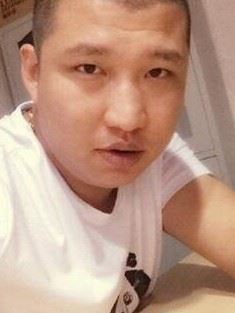 快手网红排行榜 MC天佑力压众网红成第一(932万粉丝)