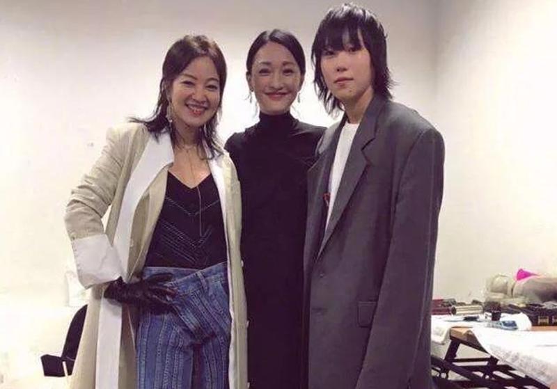 周迅和窦靖童结婚了