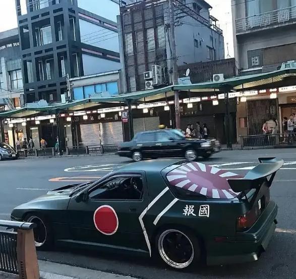 张哲瀚被曝曾去日本神社参加婚礼