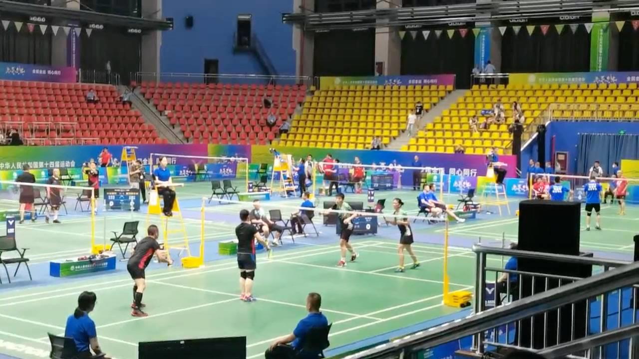 司机捡到全运会金牌误认为是月饼