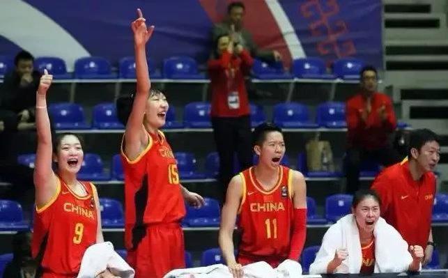 姚明率中国女篮出征东京奥运会