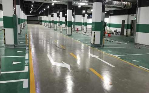 环氧自流平地面多少钱一平米