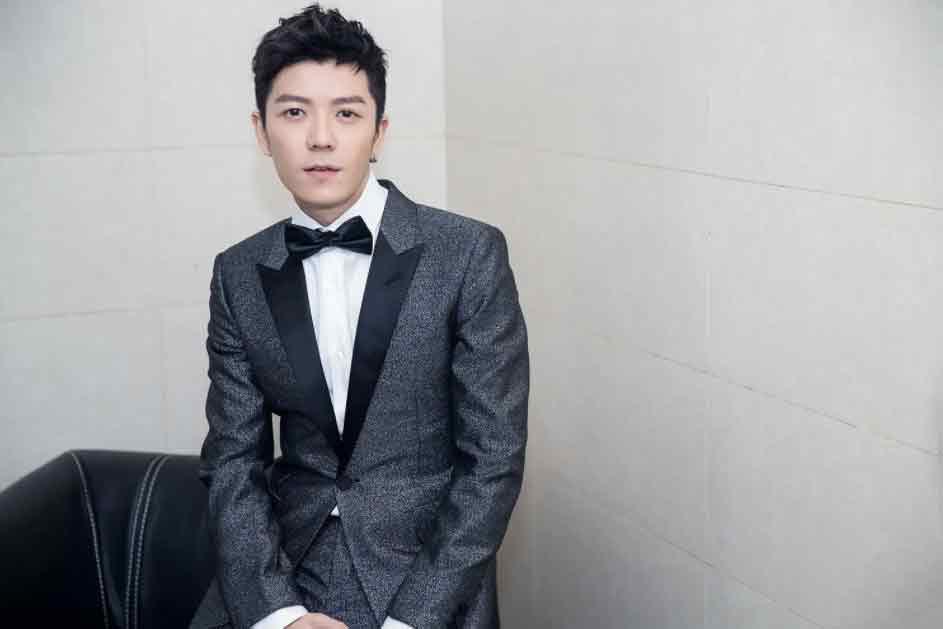 王栎鑫为什么离的婚