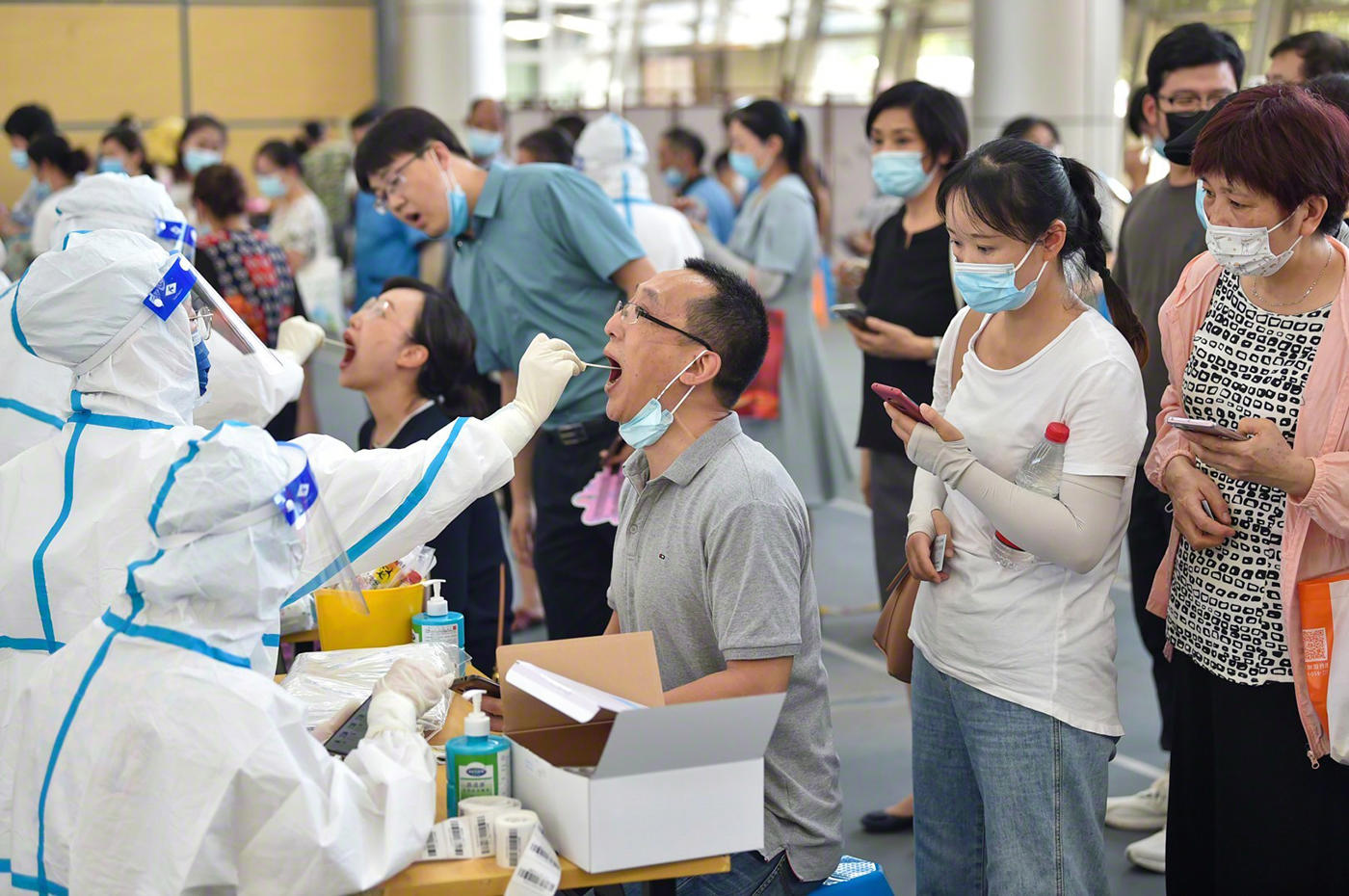 31省区市新增12例本土确诊