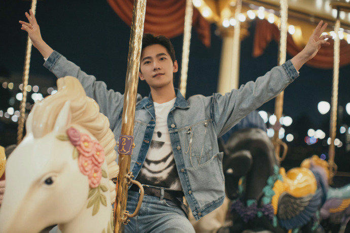 杨洋唯一承认的女友是谁