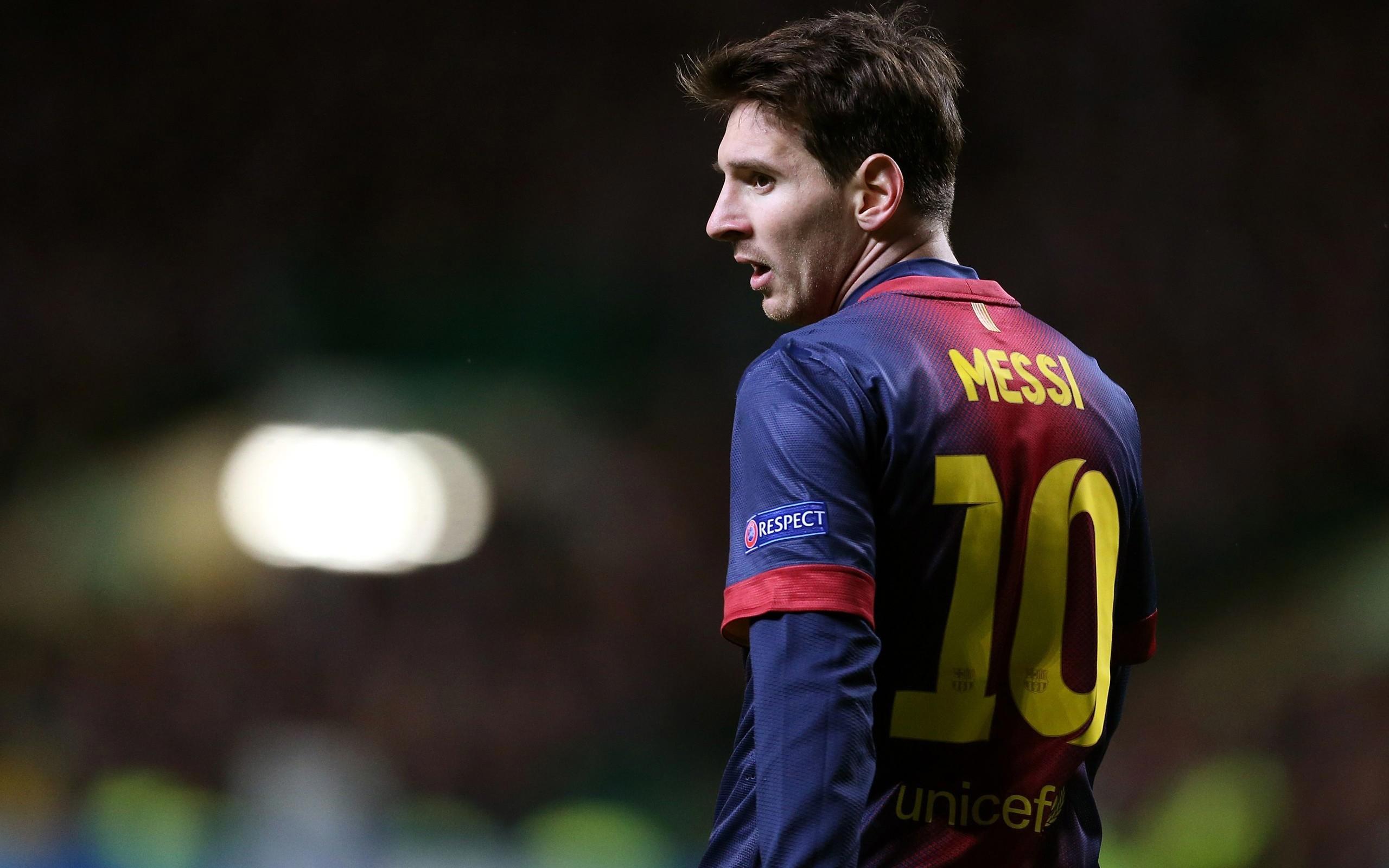 曝巴黎凭梅西球衣一天赚近3000万欧