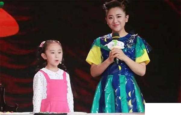 月亮姐姐资料简介 月亮姐姐主持的少儿节目