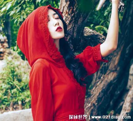 什么颜色最招鬼，红色最容易吸引鬼魂(红衣女鬼积怨深重)