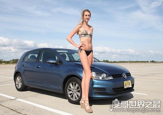 世界最长腿小姐，埃卡特里娜·利辛娜(腿长132厘米)