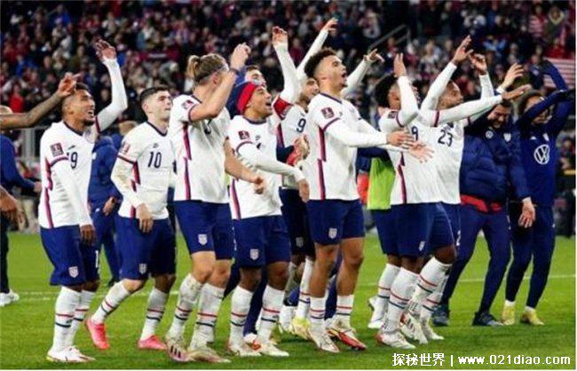 足球上半场红牌罚下后还可以上人吗（不可以）