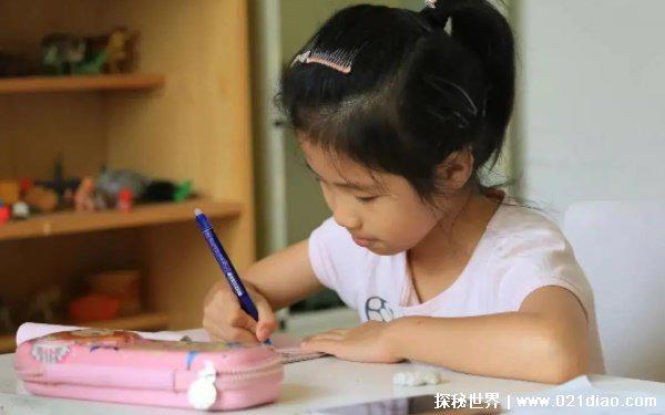 写作业违法吗判几年 写作业不违法(但后果很严重）