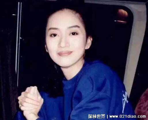 梅艳芳什么原因怎么走的，身患癌症(穿着尿不湿为歌迷献唱)