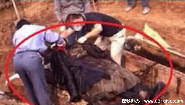 女娲吓人真身尸骨图片，人首蛇身古尸被发现(神秘仪式导致)