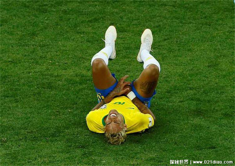 内马尔的英文名（Neymar Jr）