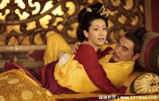 武则天是谁的老婆，李世民李治父子先后娶她(后养多位男宠)