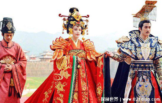 武则天是谁的老婆，李世民李治父子先后娶她(后养多位男宠)