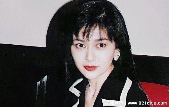 关之琳高尔夫球事件是怎么回事?下体塞两个高尔夫球得到两千万