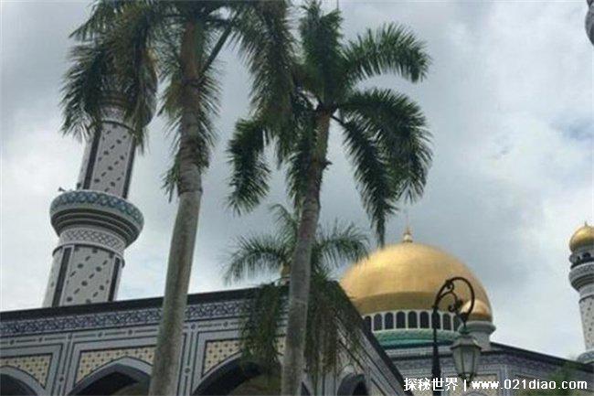 世界上最大的皇宫是哪个 努洛伊曼皇宫(位于文莱)