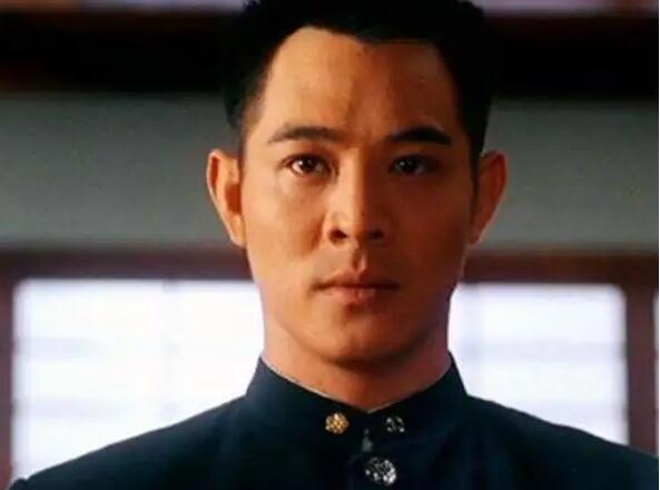 李连杰的真实家世爷爷是谁，身份大到电视台不敢播