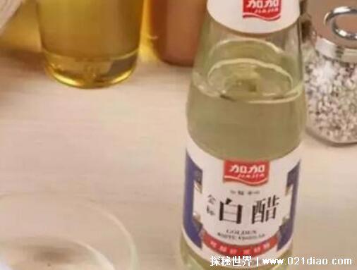 荨麻疹最怕三个土方法，白醋加酒/丝瓜叶/小苏打(荨麻疹的克星)