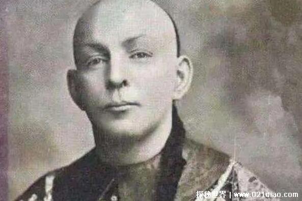 程连苏徒手接子弹是真的吗,子弹是假的(最后死于自己的魔术)